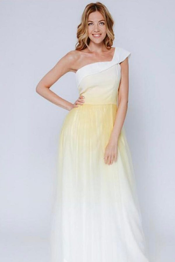 Tulle maxi dress with one-shoulder straps in a yellow batik look