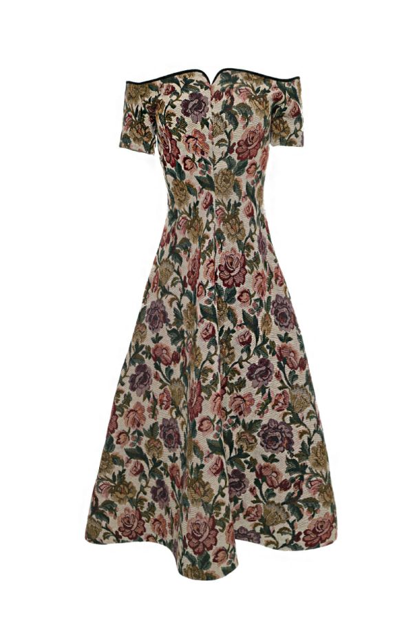 Schulterfreies Abendkleid